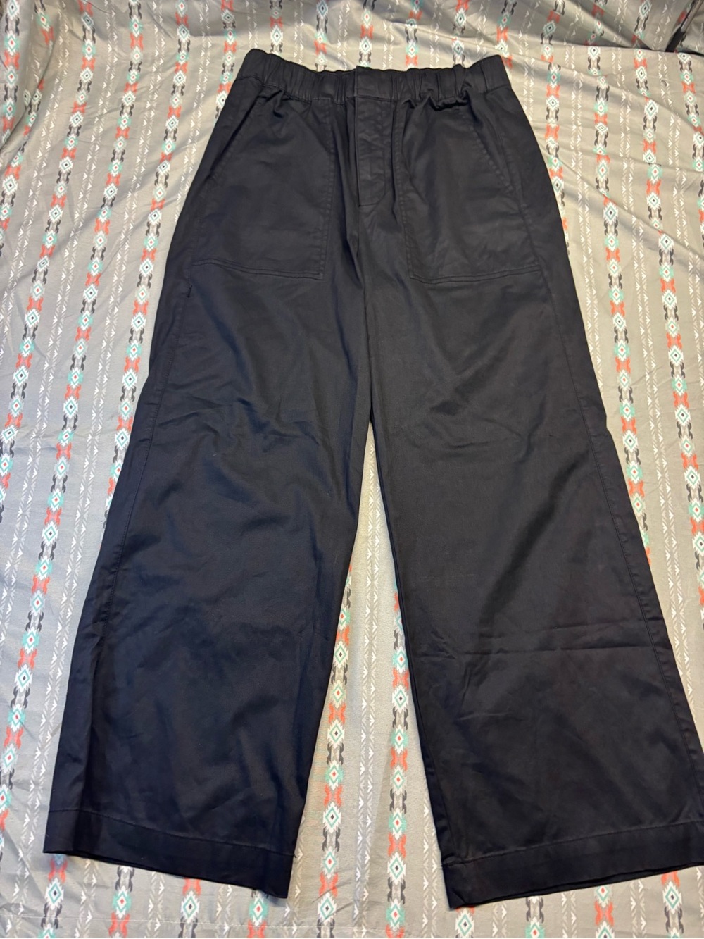 🧩GAP Black Wide-Leg Elastic-Waist Chinos